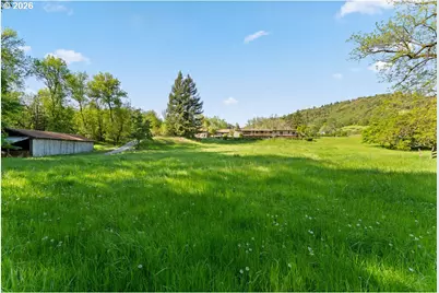 2233 Riverside Dr, Myrtle Creek, OR 97457 - Photo 43