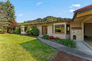 2233 Riverside Dr, Myrtle Creek, OR 97457 - Photo 7