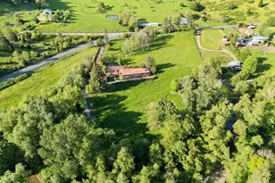 2233 Riverside Dr, Myrtle Creek, OR 97457 - Photo 37