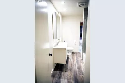 15236 SE Kelly St, Portland, OR 97236 - Photo 11