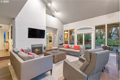 6865 SW Country View Ct, Wilsonville, OR 97070 - Photo 7