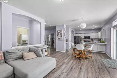 6074 Pebble Ct, Springfield, OR 97478 - Photo 7