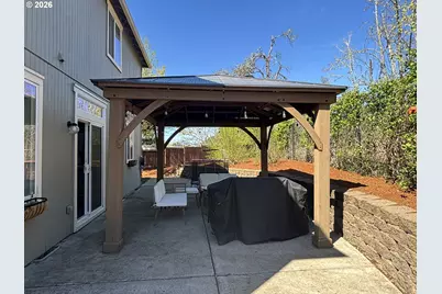 6074 Pebble Ct, Springfield, OR 97478 - Photo 35