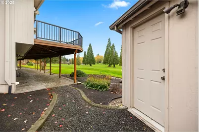 19305 NW Athena Pl, Portland, OR 97229 - Photo 35