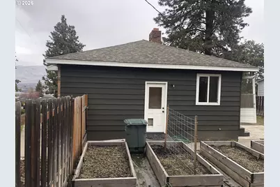 1820 Jefferson St, The Dalles, OR 97058 - Photo 5