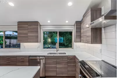 860 Skyland Dr, Lake Oswego, OR 97034 - Photo 19