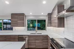 860 Skyland Dr, Lake Oswego, OR 97034 - Photo 19