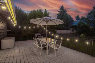 860 Skyland Dr, Lake Oswego, OR 97034 - Photo 41