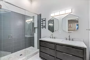 860 Skyland Dr, Lake Oswego, OR 97034 - Photo 29