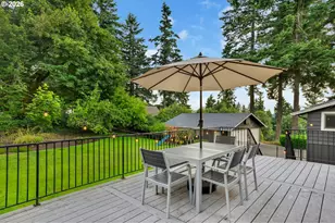 860 Skyland Dr, Lake Oswego, OR 97034 - Photo 43