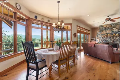62726 N Powder River Ln, North Powder, OR 97867 - Photo 9