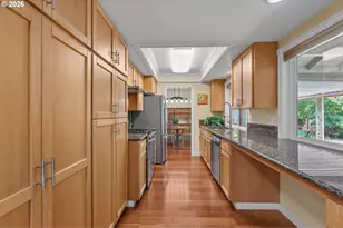 10160 SW Century Oak Dr, Tigard, OR 97224 - Photo 17