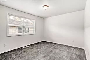 10945 NE Prescott St, Portland, OR 97220 - Photo 17