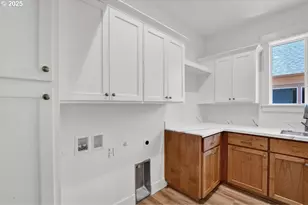 2123 NE Spitz Rd, Canby, OR 97013 - Photo 33