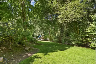 1506 S Buddington St, Portland, OR 97219 - Photo 47