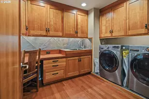 1506 S Buddington St, Portland, OR 97219 - Photo 23