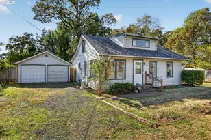 17619 SE Rose St, Milwaukie, OR 97267 - Photo 1