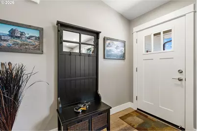 374 Bentgrass Ct, Sutherlin, OR 97479 - Photo 9