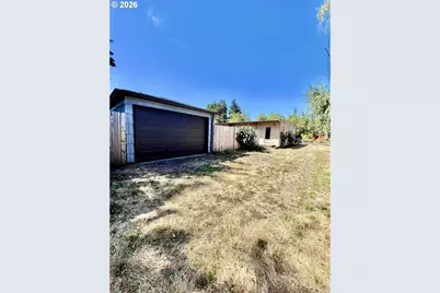 3716 SE 70th Ave, Portland, OR 97206 - Photo 5