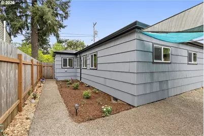 3716 SE 70th Ave, Portland, OR 97206 - Photo 33