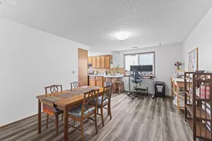 2060 Hayes St, North Bend, OR 97459 - Photo 35