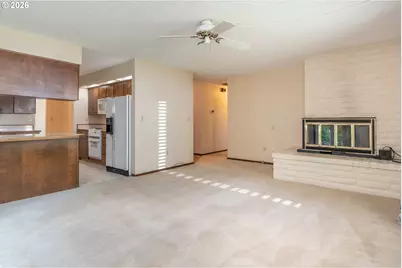 209 North River Dr, Roseburg, OR 97470 - Photo 15