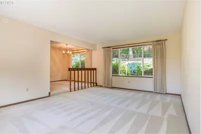 209 North River Dr, Roseburg, OR 97470 - Photo 5