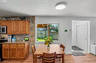 318 Westfield St, Silverton, OR 97381 - Photo 11
