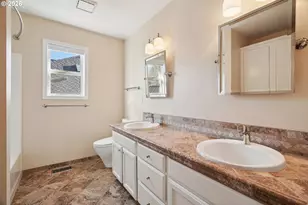 4716 Avery Ln, Lake Oswego, OR 97035 - Photo 29