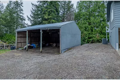 1070 E 15th St, Coquille, OR 97423 - Photo 37