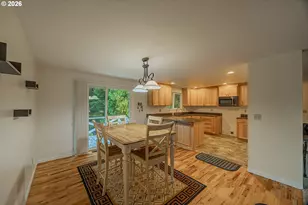 1070 E 15th St, Coquille, OR 97423 - Photo 7