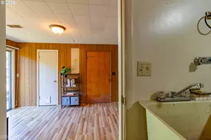 1035 Willa St, Eugene, OR 97404 - Photo 29