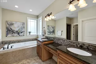 12482 SE 155th Ave, Happy Valley, OR 97086 - Photo 27