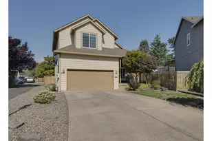647 SW Roxe Dr, Forest Grove, OR 97116 - Photo 1