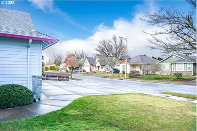 937 S St, Springfield, OR 97477 - Photo 5