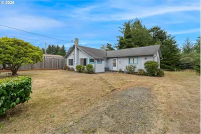 90913 Robertson Ln, Coos Bay, OR 97420 - Photo 3