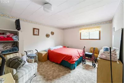 90913 Robertson Ln, Coos Bay, OR 97420 - Photo 15