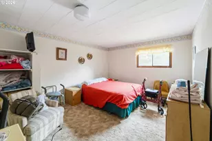 90913 Robertson Ln, Coos Bay, OR 97420 - Photo 15