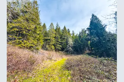 E Sixth Ave, Sutherlin, OR 97479 - Photo 39