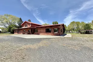 530 Riverside Dr, Burns, OR 97720 - Photo 3