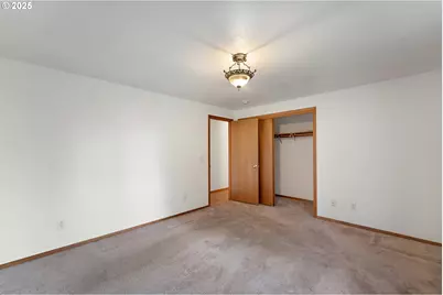 805 Willow St, Kelso, WA 98626 - Photo 11