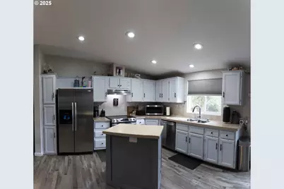 6228 Upper Cow Creek Rd, Azalea, OR 97410 - Photo 13