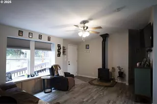 6228 Upper Cow Creek Rd, Azalea, OR 97410 - Photo 9