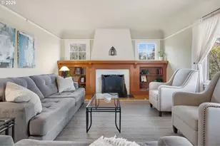 2106 SE Knapp St, Portland, OR 97202 - Photo 3
