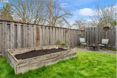 2106 SE Knapp St, Portland, OR 97202 - Photo 39