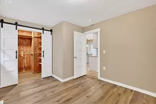 8944 N Clarendon Ave, Portland, OR 97203 - Photo 21