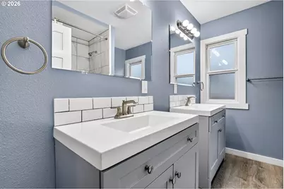 8944 N Clarendon Ave, Portland, OR 97203 - Photo 29