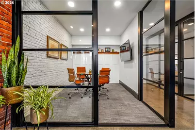 144 S Main St, Independence, OR 97351 - Photo 17