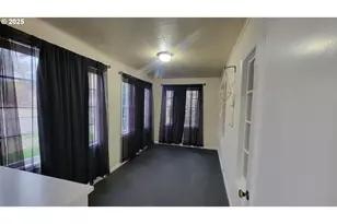 523 SE Rice Ave, Roseburg, OR 97470 - Photo 5