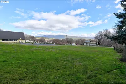W 10th St, The Dalles, OR 97058 - Photo 7